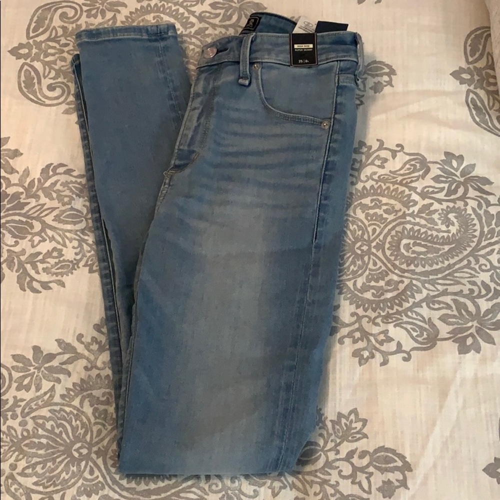 NWT Abercrombie Super Skinny Jeans Size 25 |  0R